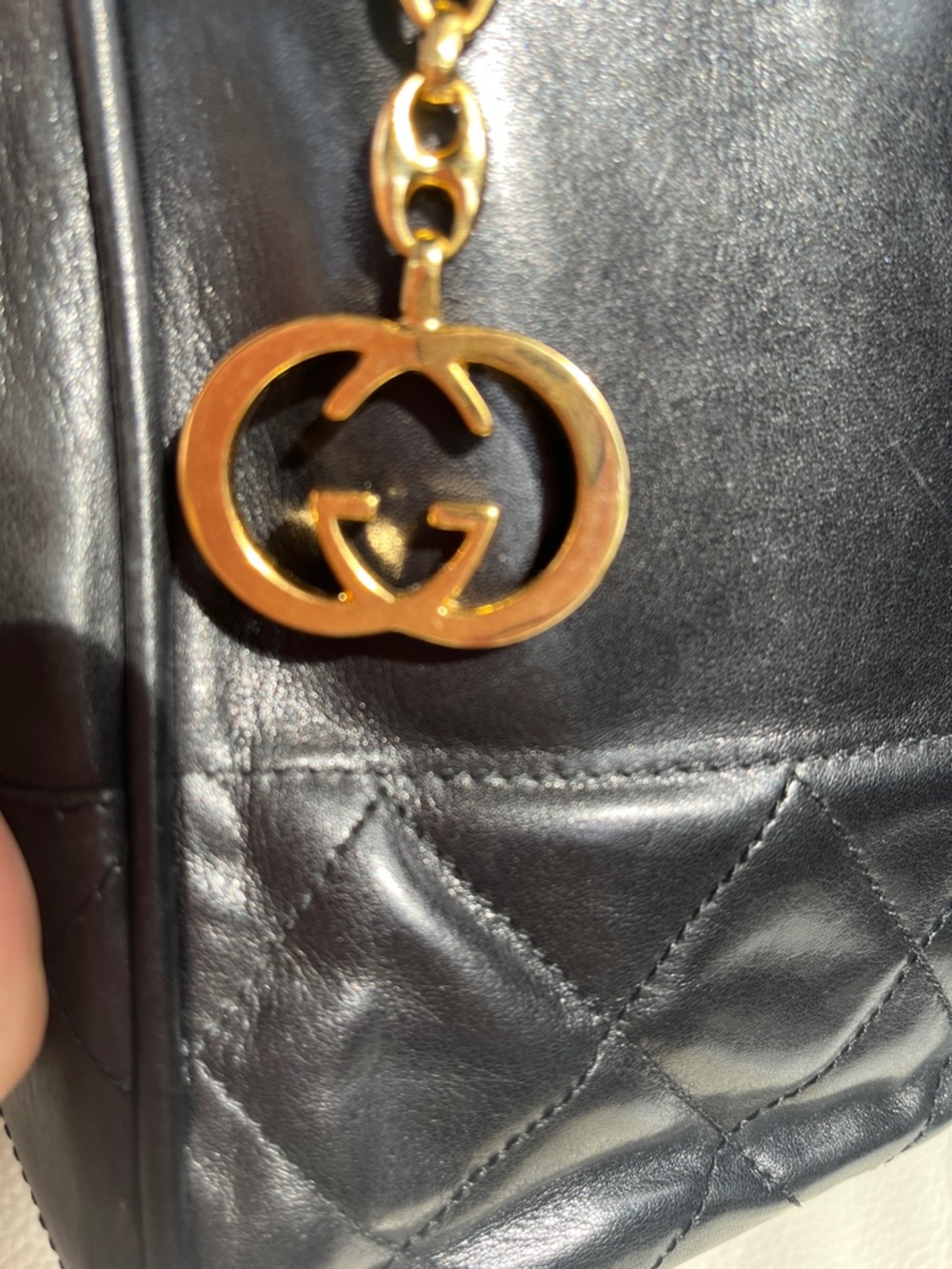 Gucci Gold GG Charm - Picture 4 of 9